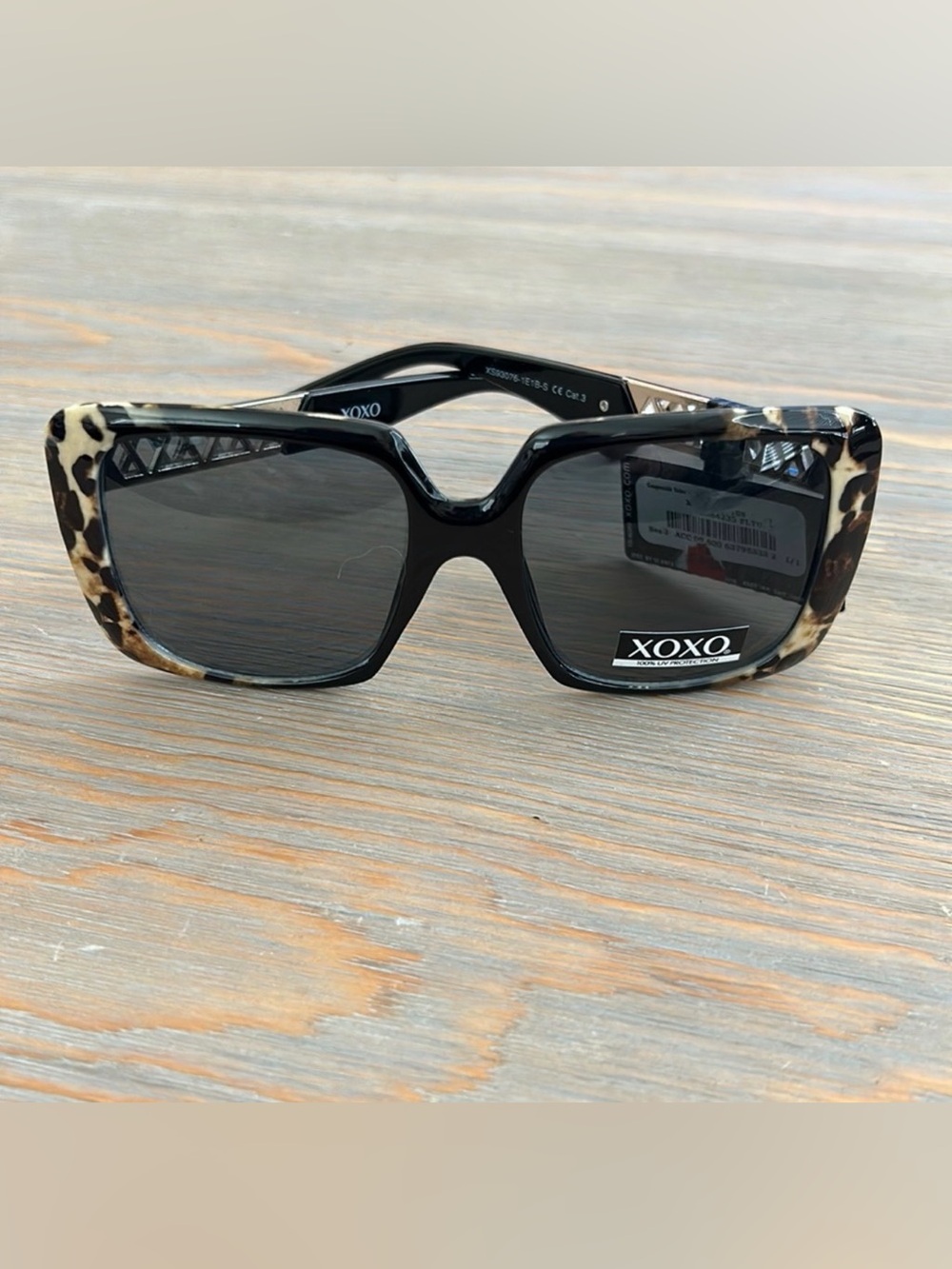 NWT XOXO Hugs & Kisses Oversized Sunglasses Square Black Leopard Gold Cutout